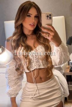 Laure-Erotique - escort Paris 16eme