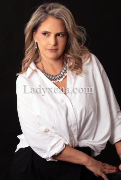 luana95e - escort Paris 15eme