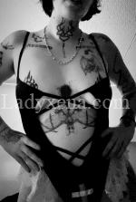 maxxxine - escort Montpellier