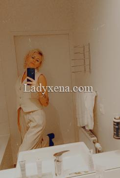 lyviablonde - escort Hyeres