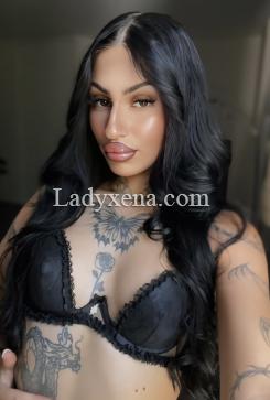 pearly - escort Paris 17eme