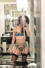 leonievalmont - escort Paris 1er